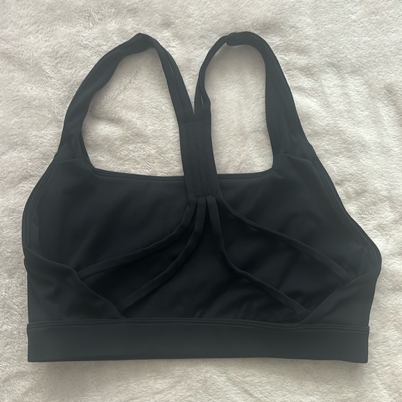Alphalete Kinetic Pulse Bra - Black, XS - Picture 3 of 4